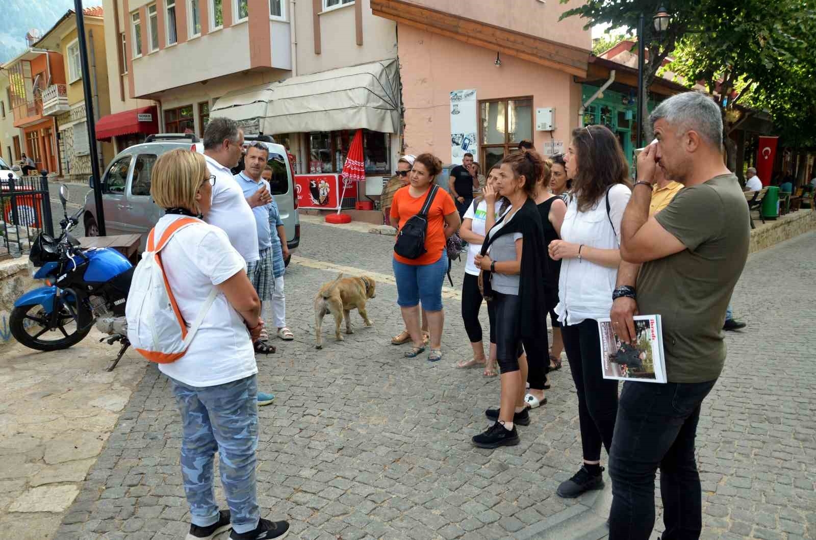 Antalya'nın düğmeli evlerinde yılda 8 bin kişi konaklıyor