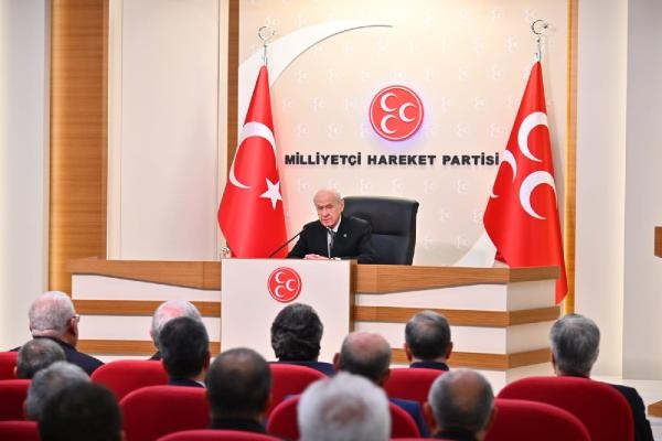 Bahçeli'den il başkanlarıyla toplantı