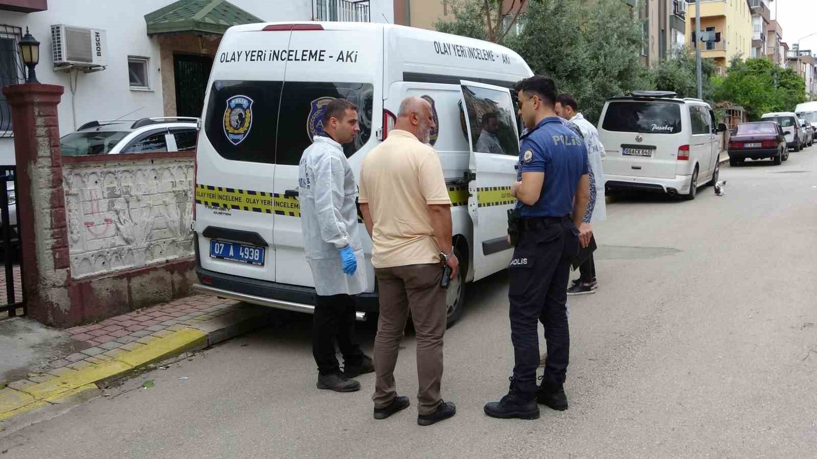 Birlikte alkol aldığı arkadaşları tarafından cansız bedeni bulundu