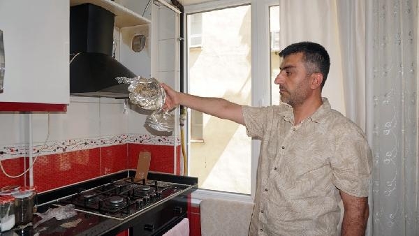Havalandırma borusundakileri görünce, evindeki tadilata ara verdi