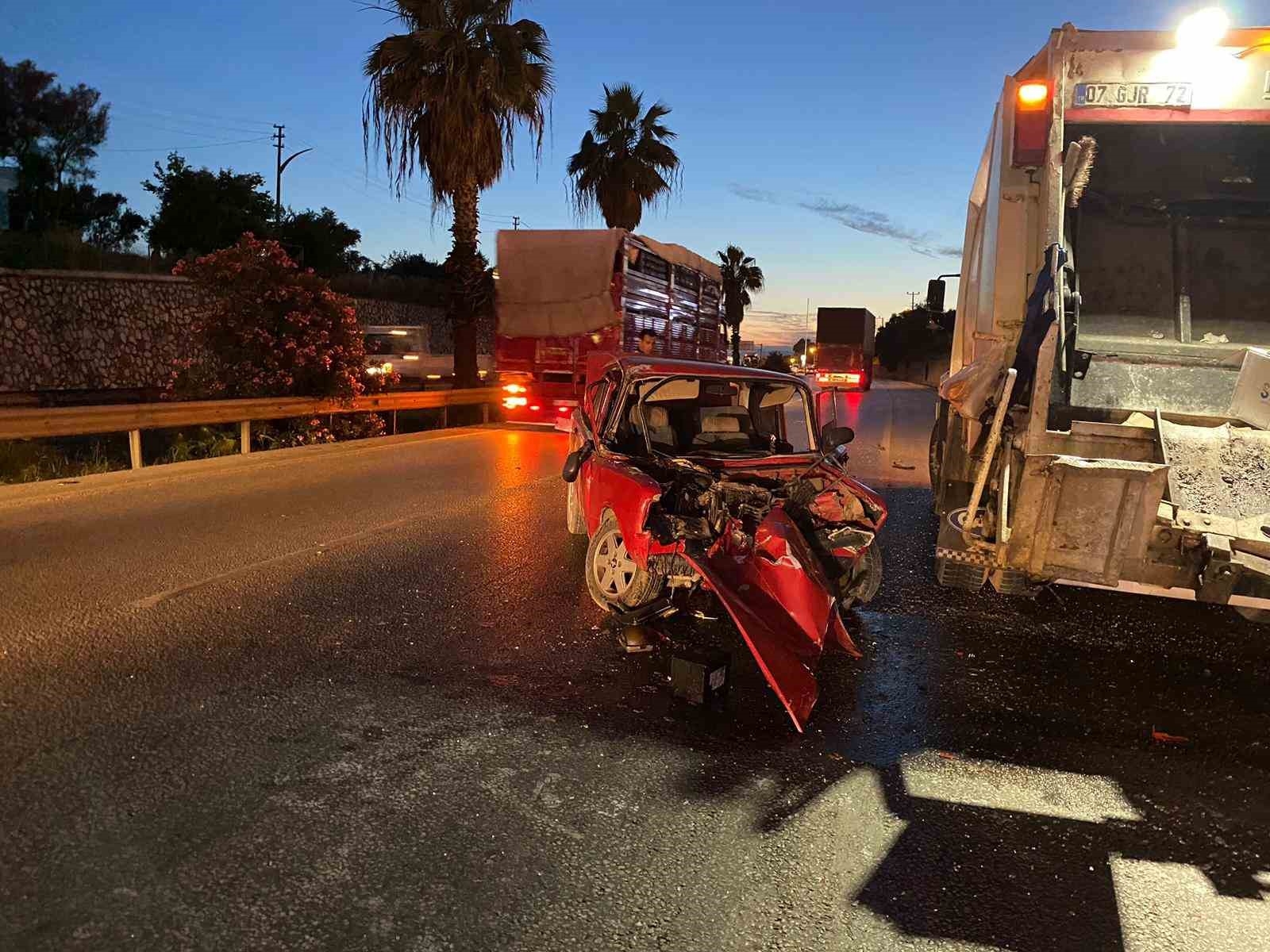 Her şartta görevlerini yapıyorlar, kazada bile !