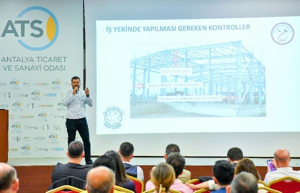 İş sağlığı ve güvenliğinin duayenleri ATSO'da buluştu