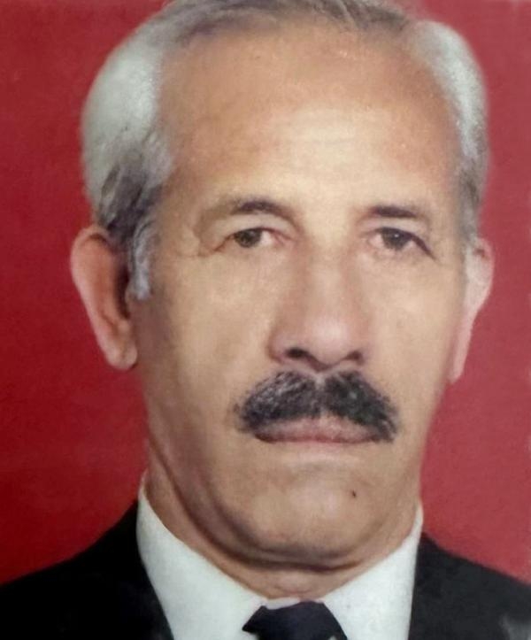 Şehit öğretmenin babası toprağa verildi