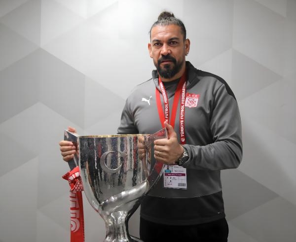 Sivasspor, Servet Çetin'e emanet
