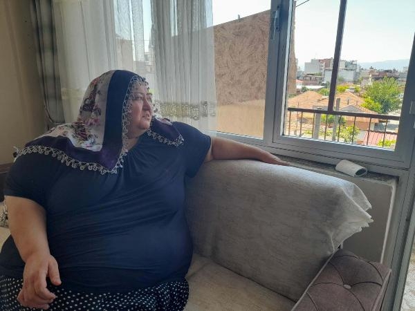 200 kiloya ulaşan fil hastası kadın, 7 yıldır evden çıkamıyor