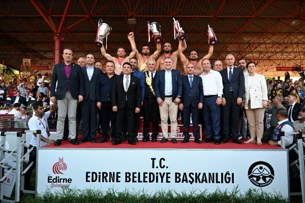Antalya, Kırkpınar'da başpehlivanlığa ambargo koydu