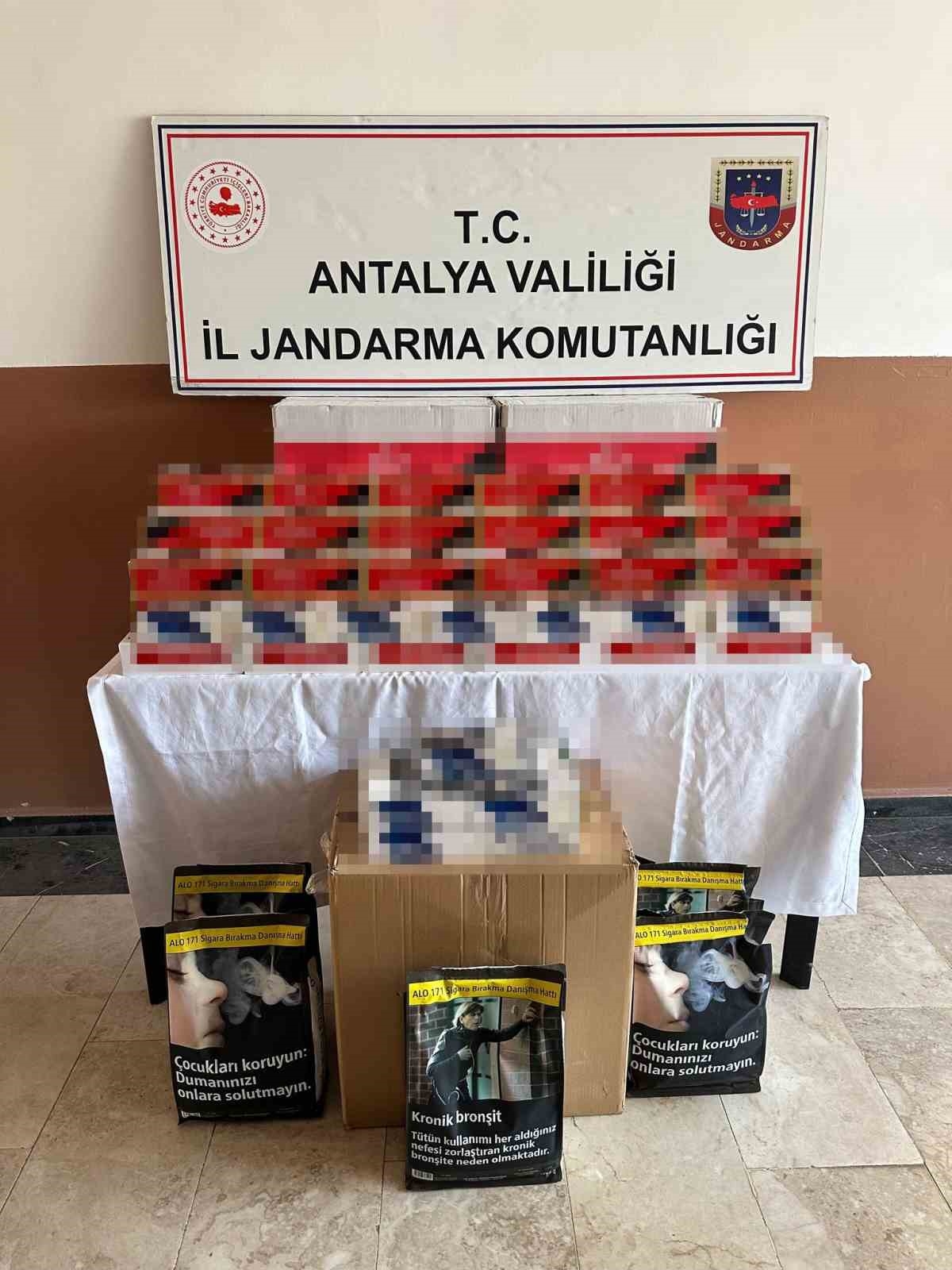 Antalya'da kaçak tütün baskını