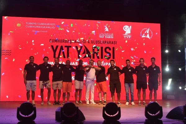 Cumhurbaşkanlığı Yat Yarışları'nda ödüller sahiplerini buldu