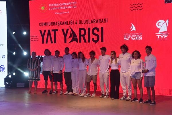 Cumhurbaşkanlığı Yat Yarışları'nda ödüller sahiplerini buldu
