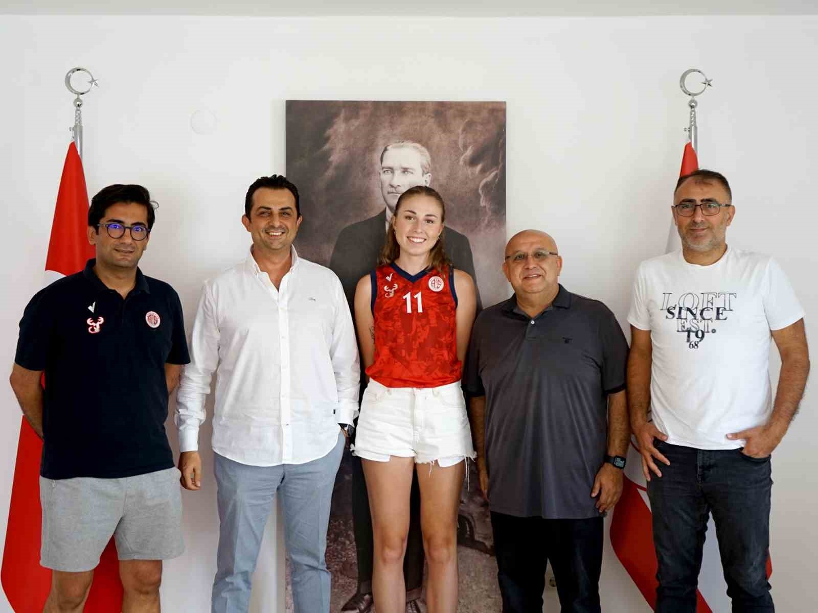 Filenin akreplerinde ilk imza Kırımlı'dan