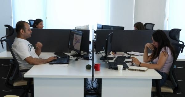 Prof. Dr. Durdağı: Yapay zekâ teknolojileri ile ilaç tasarlayabilecek araştırmacı eczacılar yetiştireceğiz