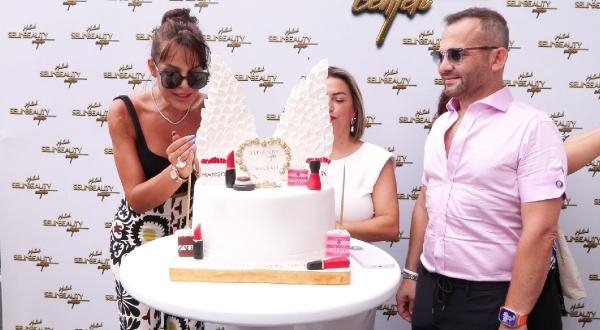 Selin Ciğerci güzellik merkezinin 34'üncü şubesini açtı