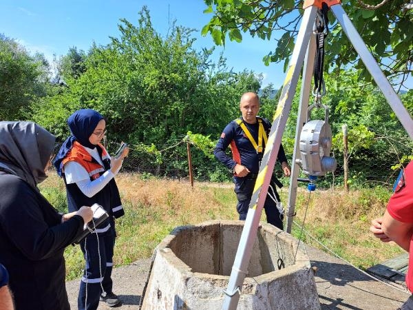 Su kuyularında Korhan Berzeg'e ait iz arandı