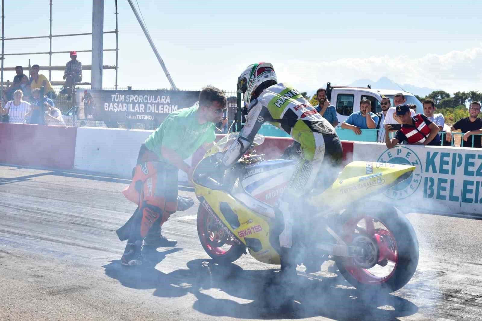 Türkiye Drag Şampiyonası Kepez'de düzenlenecek