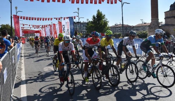 100. Yıl Cumhuriyet Bisiklet Turu start aldı 