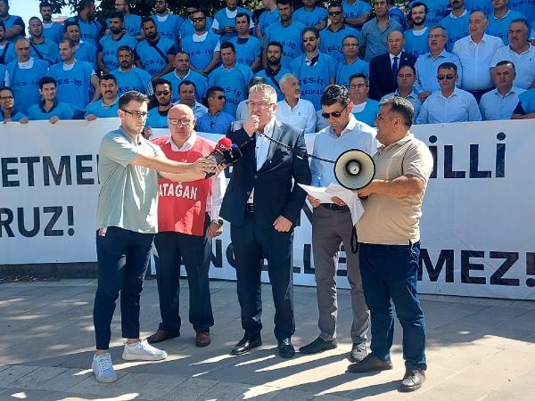 Akbelen maden sahası çalışanlarından, TBMM önünde açıklama