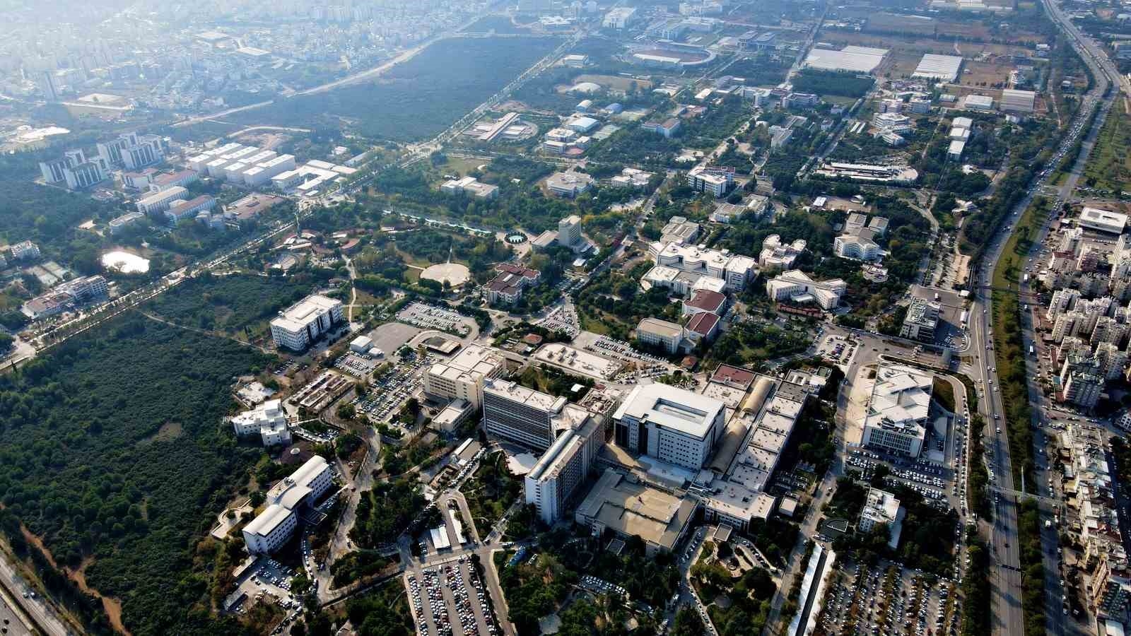 AÜ Tıp Fakültesi tercihlerde Anadolu şehirleri arasında ilk sırada