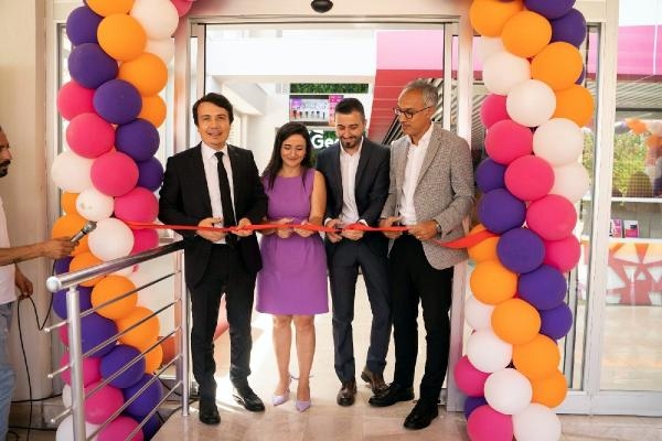Aydem ve Gediz Perakende, Çiğli'deki müşteri ilişkileri merkezini yeniledi