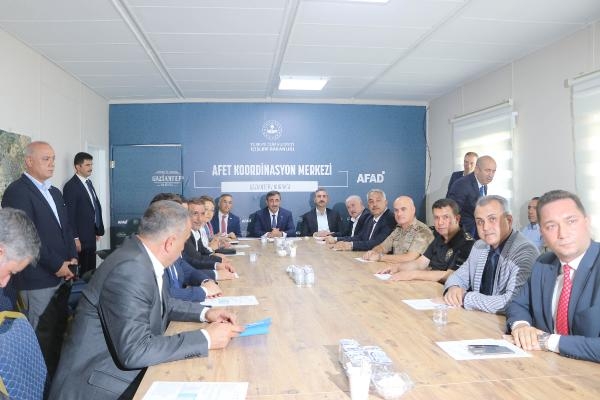 Cevdet Yılmaz: Bu yıl 1 trilyon lira kaynak deprem için harcanacak