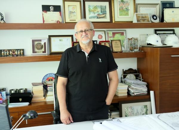 Dünyaca ünlü Konyaaltı Sahili 'gazino'ya dönüştü