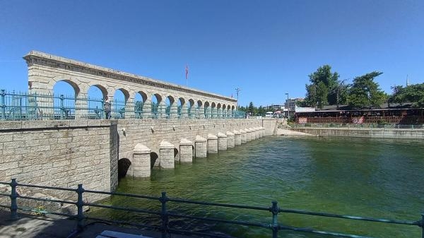 Eğirdir ve Beyşehir gölleri kritik düzeyde; 'Bir damla dahi su almayın'