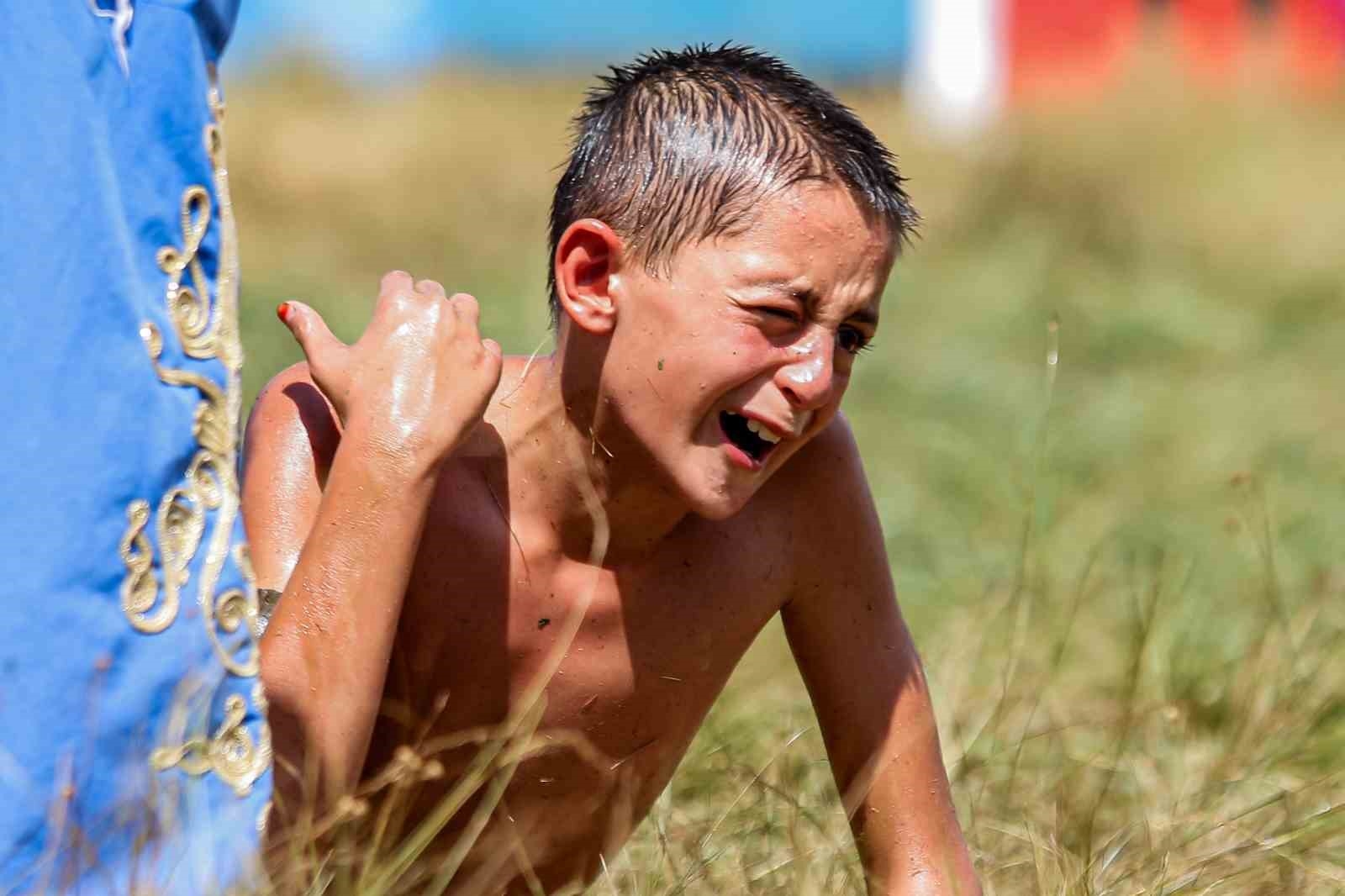 Gökbel'de başpehlivan Ali Gürbüz oldu