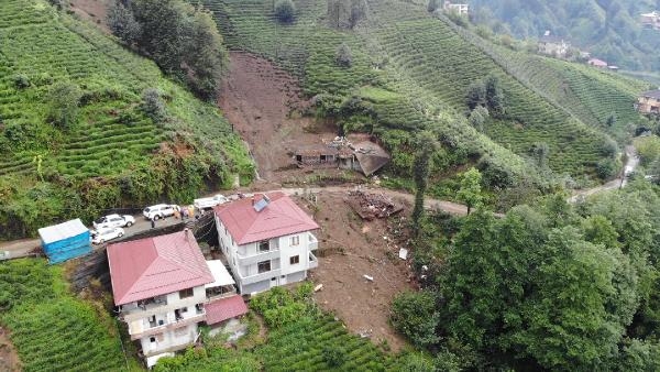 Heyelan sonrası hasar tespiti yapılıyor