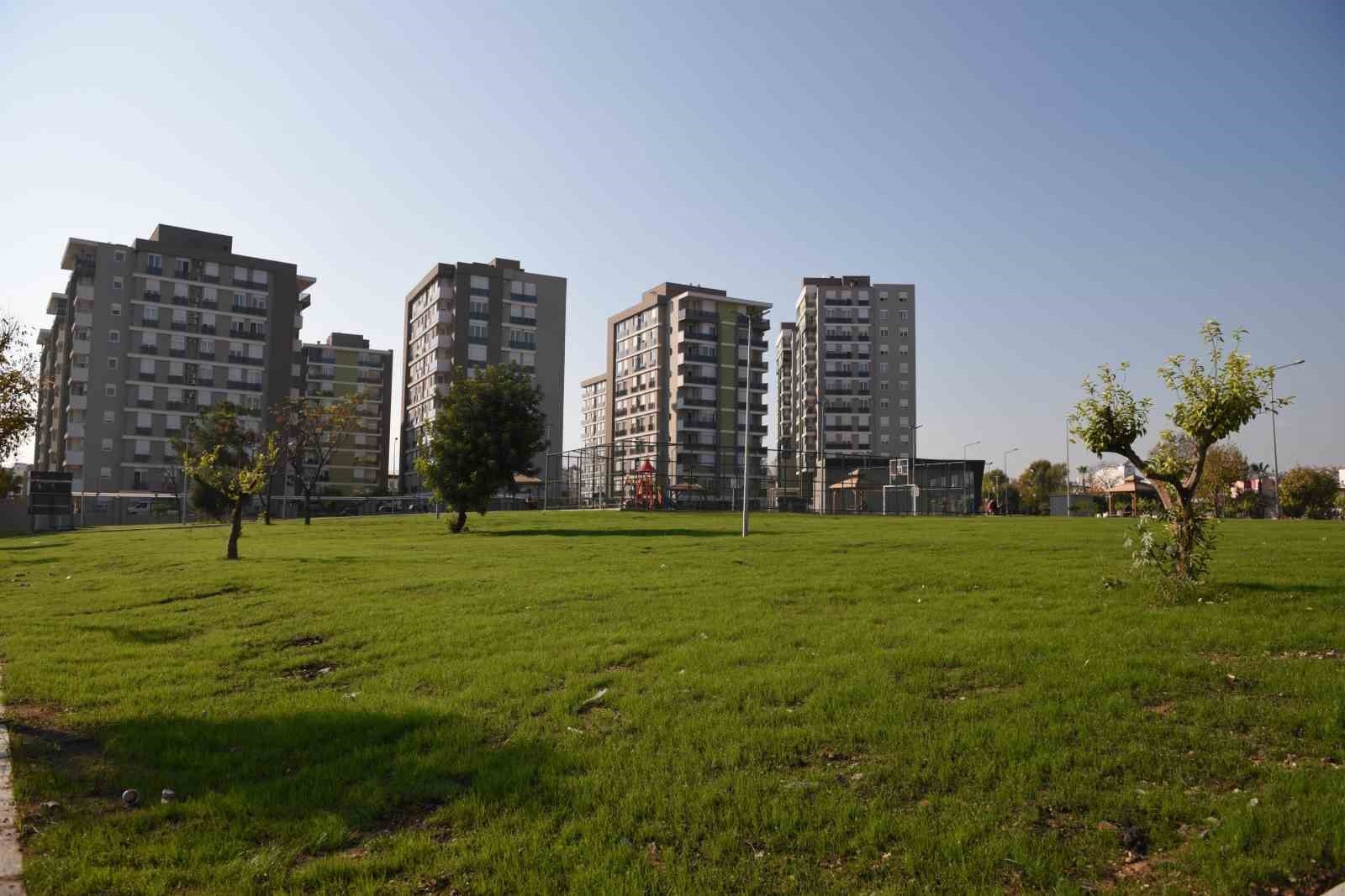 Kepez Belediyesi, ihale yöntemiyle 13 mahalle parkı inşa ediyor