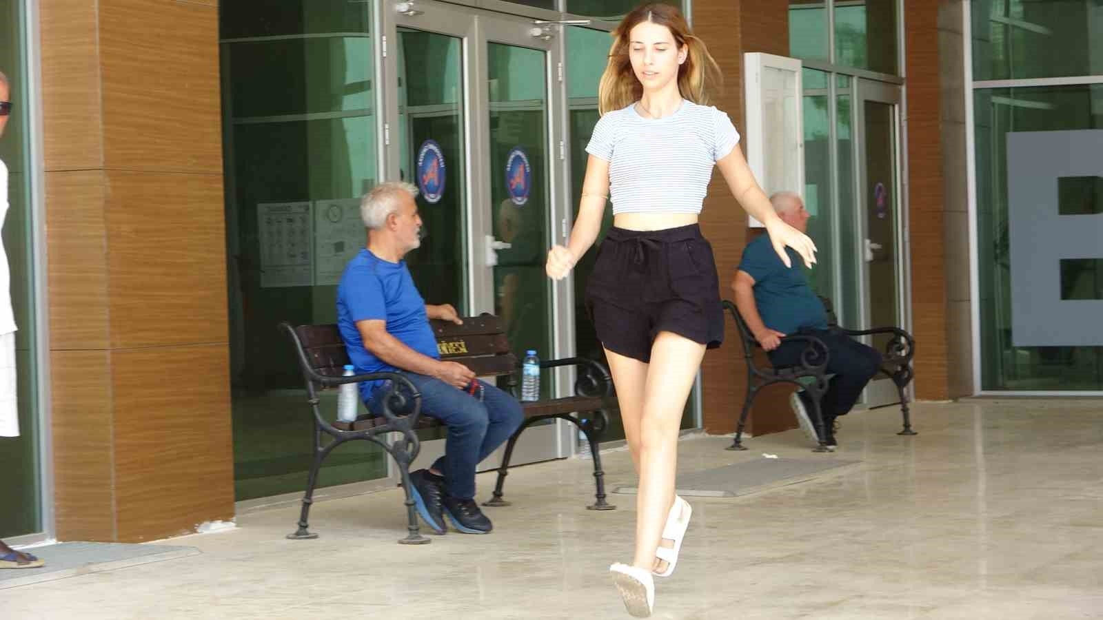 Lisansüstü eğitimi almak isteyenler sınava yetişmek için zamanla yarıştı