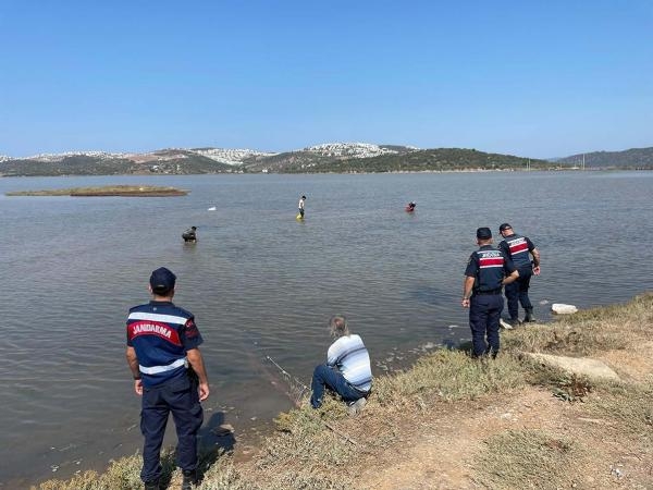 Milas'taki festivalde çalınan 50 bin Euro'luk bronz heykelin başı, gölde bulundu