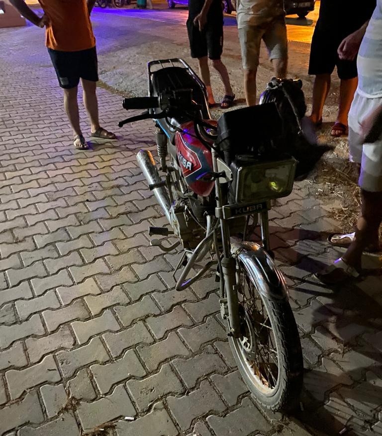 Otomobil ile motosiklet çarpıştı: 1 yaralı