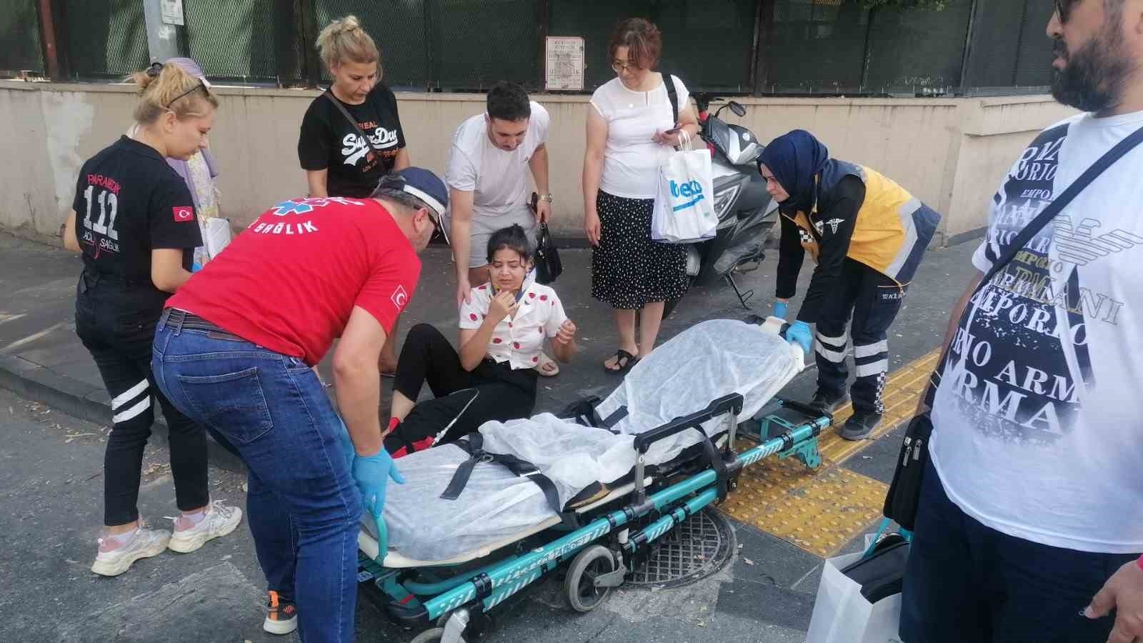 Tur otobüsüyle motosiklet çarpıştı, genç kız acı içerisinde kaldı