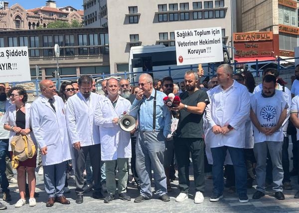 Veteriner hekimler, 1 günlüğüne iş bıraktı