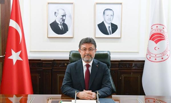 Yangına hassas ormanlara 4 bin 630 yangın havuzu ve göleti inşa edildi