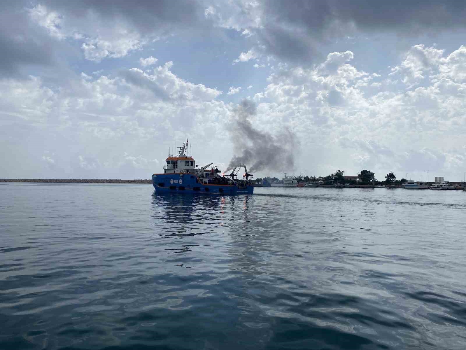 'Akdeniz Araştırma 1' gemisi Lübnan kara sularındaki balık ekosistemini araştıracak
