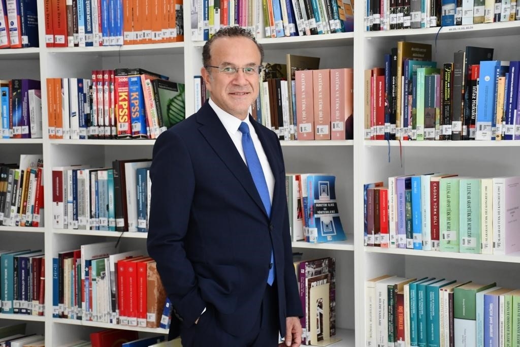 Alanya Üniversitesi 'Sektör Kampüste' programının paydaşı oldu