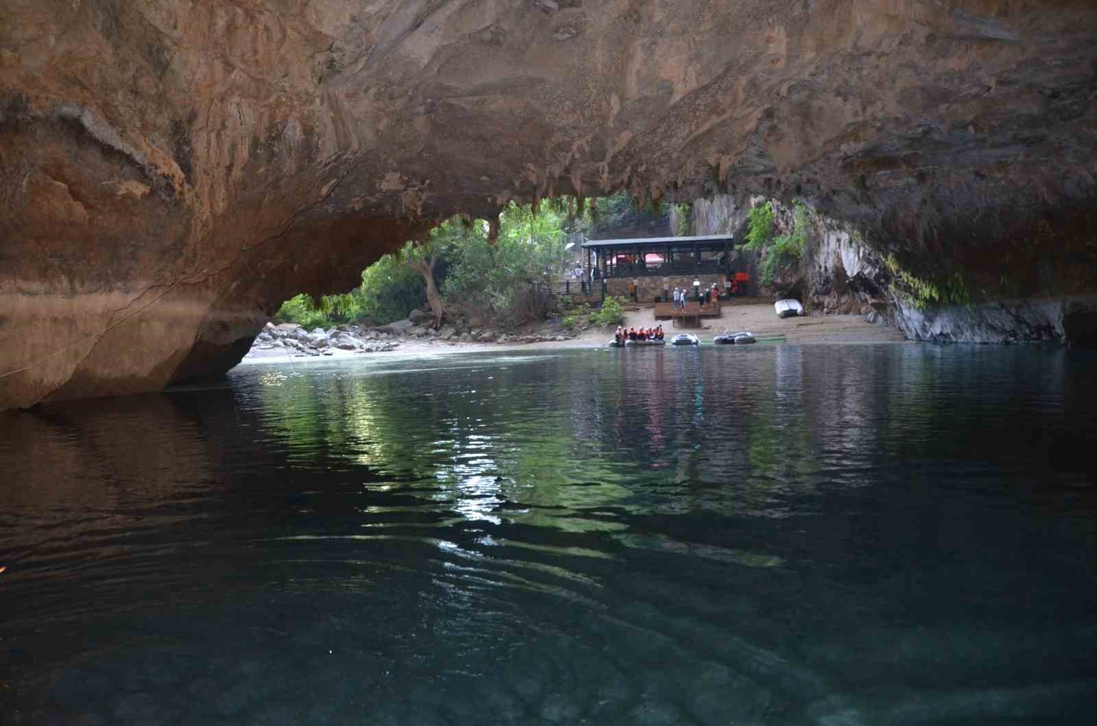 Altınbeşik Mağarası son yılların en yüksek rekorunu yakaladı
