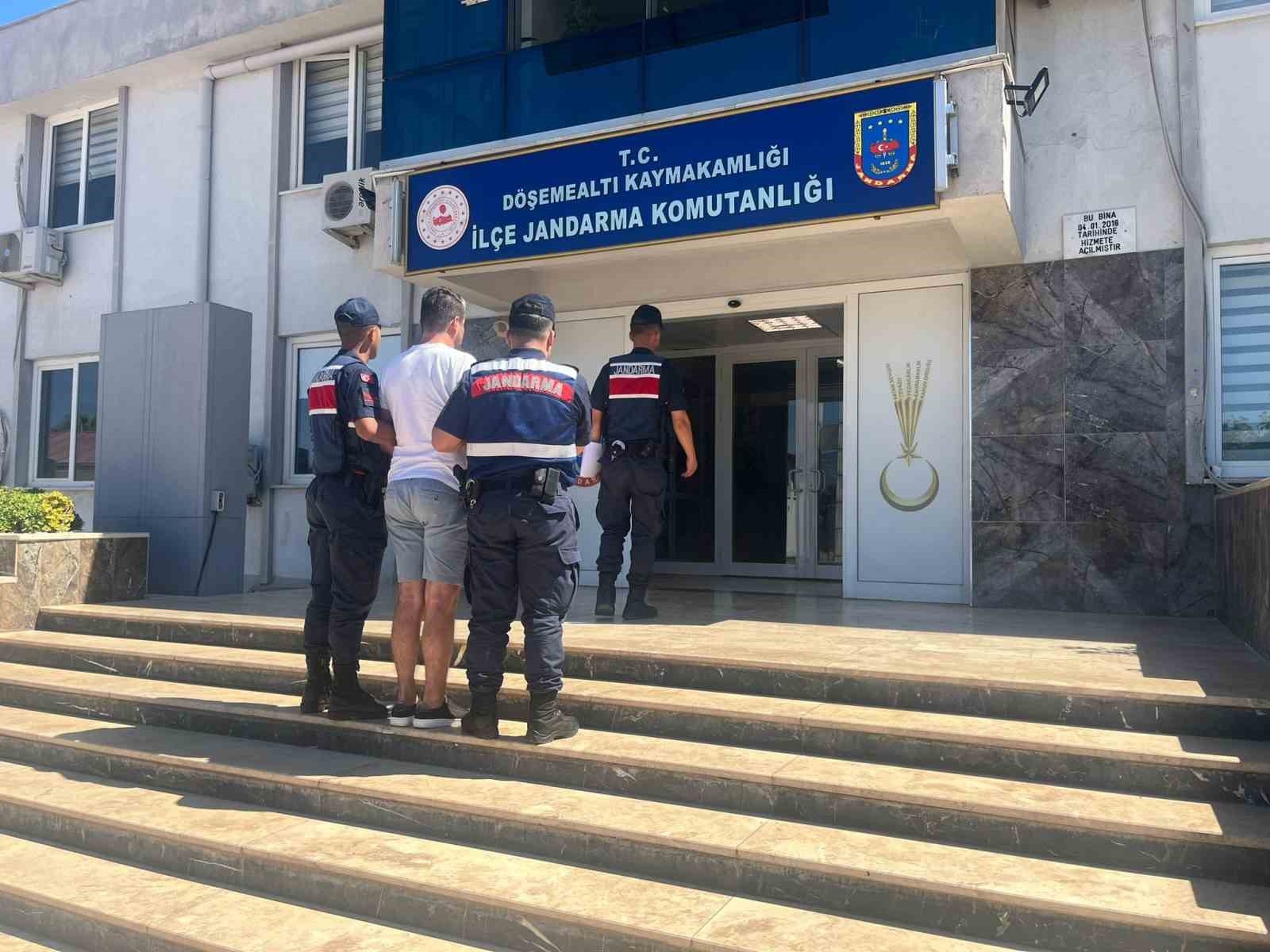 Antalya'da uyuşturucu şüphelisi 18 kişi yakayı ele verdi
