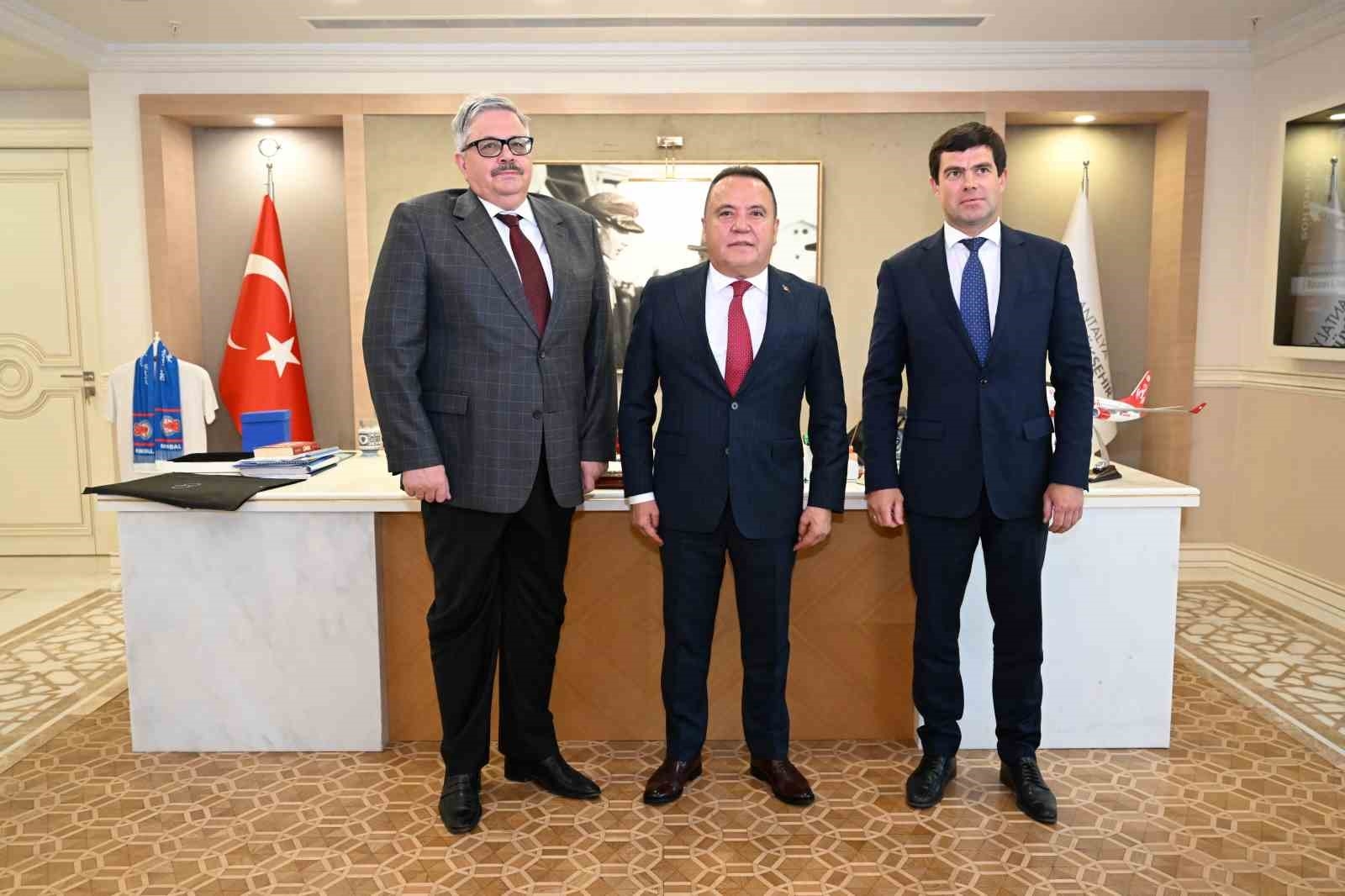 Başkan Böcek: "90 bin Rus konut aldı"