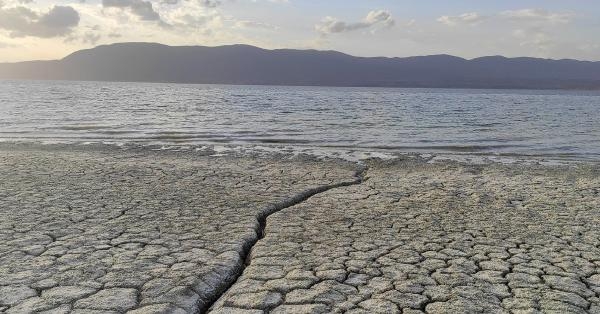'Burdur Gölü etrafında vahşi sulama olmamalı, vatandaş bilinçlendirilmeli'