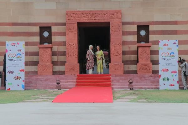 Emine Erdoğan, Yeni Delhi'de lider eşleri bir araya geldi