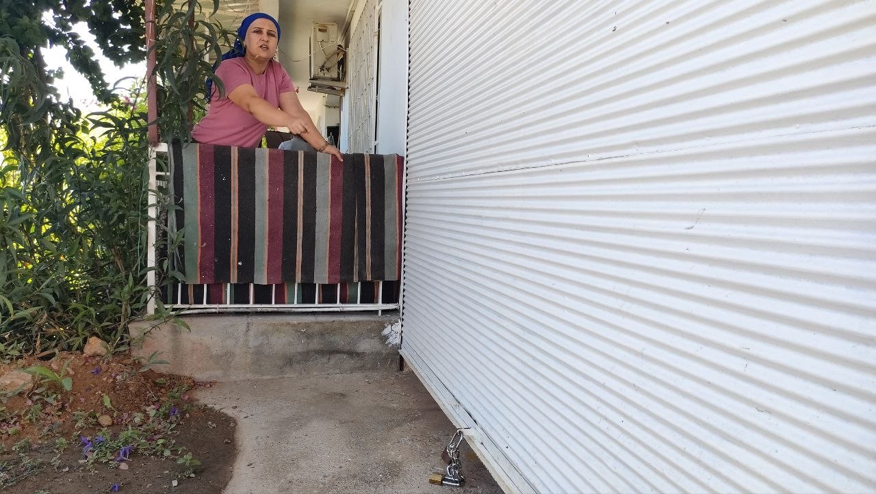 Kiracıya 'elektrik sayacı' zulmü: Sayacı depoya taşıyıp kapısına çifte kilit vurdular
