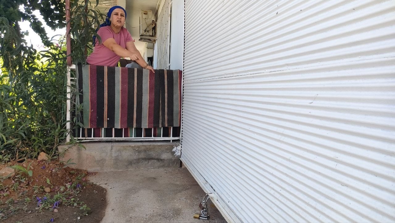 Kiracıya 'elektrik sayacı' zulmü: Sayacı depoya taşıyıp kapısına çifte kilit vurdular