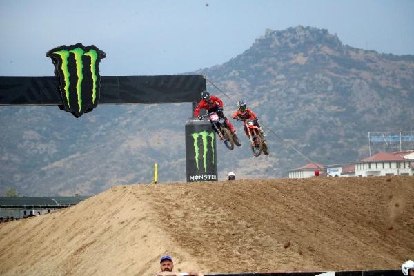 MXGP'de sıralama turları ve ilk ayak yarışlar yapıldı