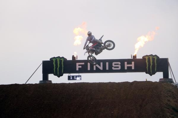 MXGP'de sıralama turları ve ilk ayak yarışlar yapıldı