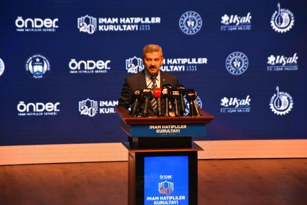 TBMM Başkanı Kurtulmuş: Nitelikli gelecek, nitelikli insanların sırtında yükselir