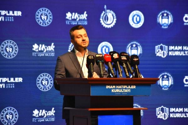 TBMM Başkanı Kurtulmuş: Nitelikli gelecek, nitelikli insanların sırtında yükselir