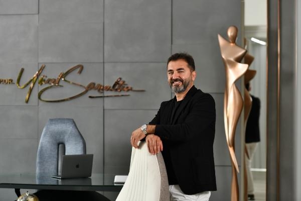 "Yüz ve boyun germe işlemleri genç görünümü mümkün kılıyor" 