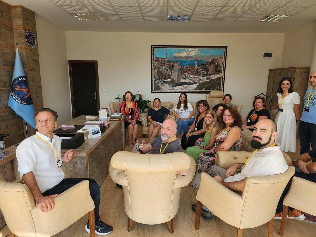 Akdeniz Üniversitesinde çocukların eğitimi için uluslararası toplantı
