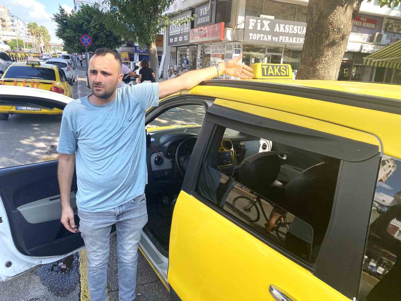 Antalya'da tabancalı taksi saldırganı tutuklandı